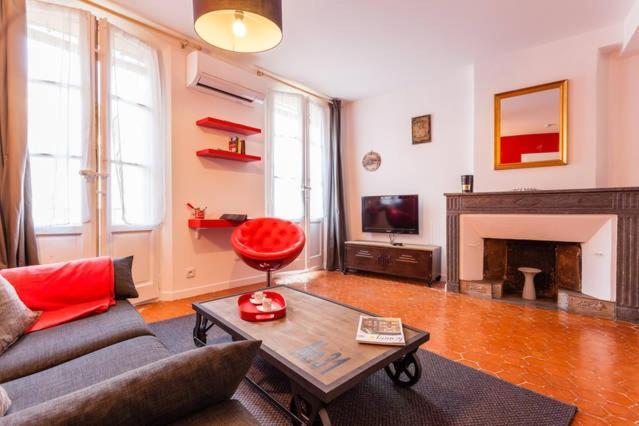 Ferienwohnung L'Entrecasteaux Aix-en-Provence Exterior foto
